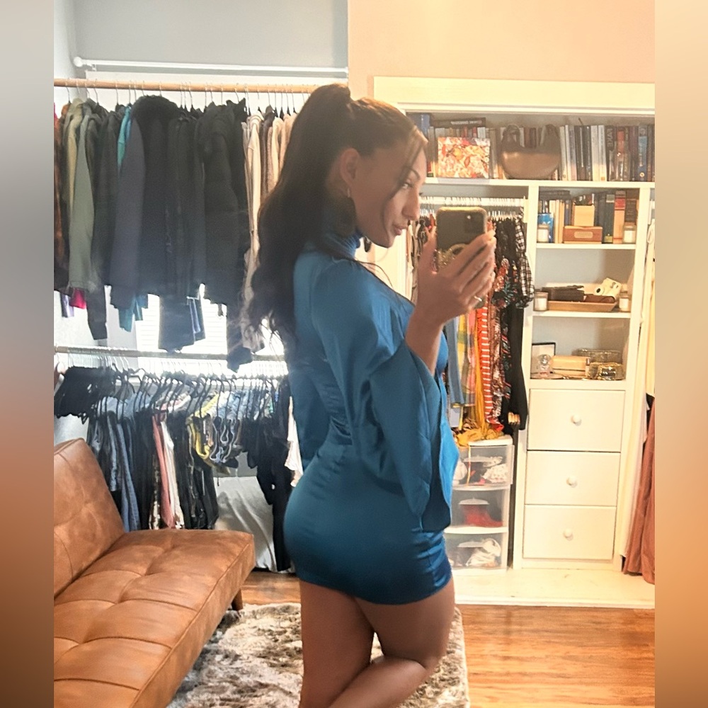 Elegant bell sleeve Blue Mini Dress